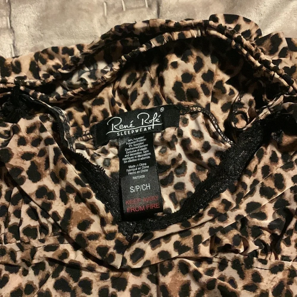 Women’s Leopard Rene Rofe PJ Set Small - Picture 5 of 5